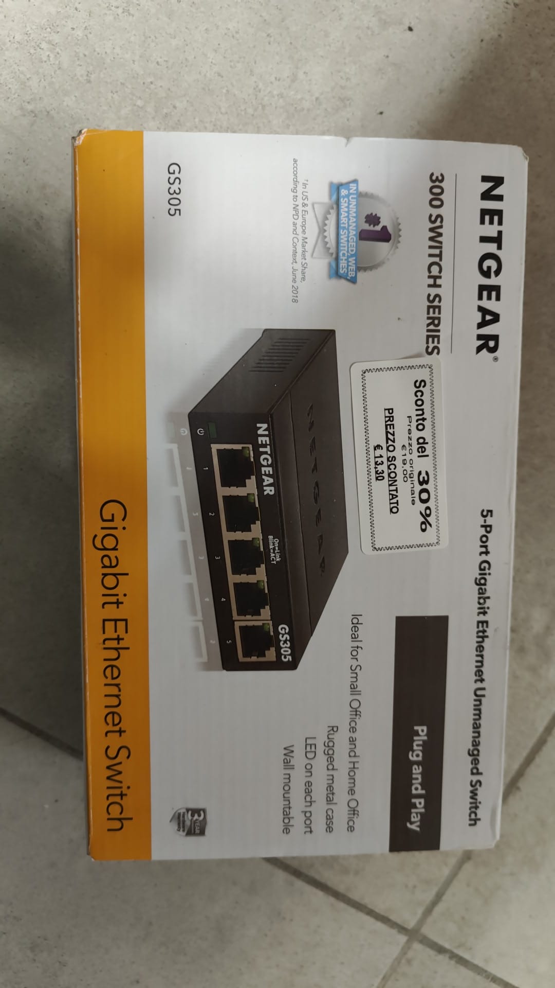 NETGEAR 5 Port Switch Ethernet GS305, Switch Ethernet, Switch Gigabit, Plug-and-Play