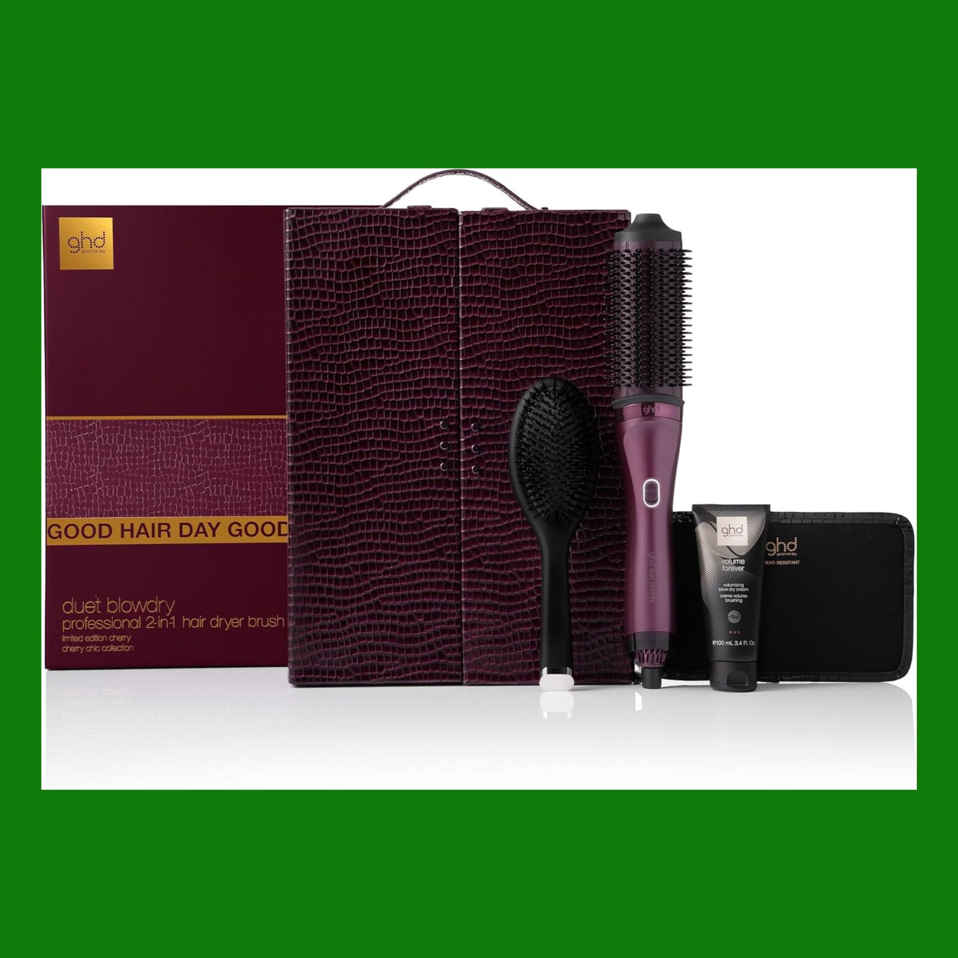 ghd Set Regalo Duet Blowdry Cherry Chic, Spazzola Asciugacapelli Lisciante in Tonalità Rosso Ciliegia, con Elegante Cofanetto Viaggio, Da Bagnato ad Asciutto Senza Danni da Calore