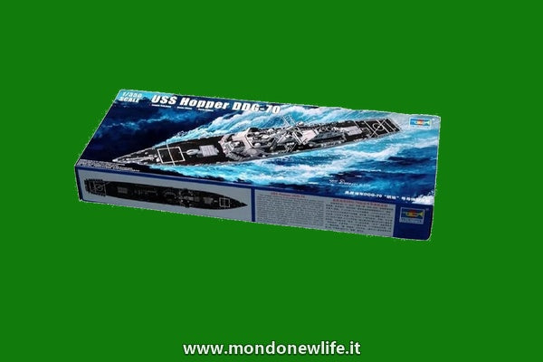 Trumpeter 04525 - Modellino da Costruire, Cacciatorpediniere Americano USS Hopper DDG-70, in Scala 1:350